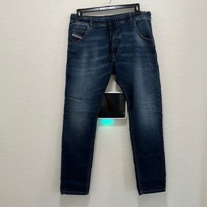Men’s Diesel size 34 denim jogger pant